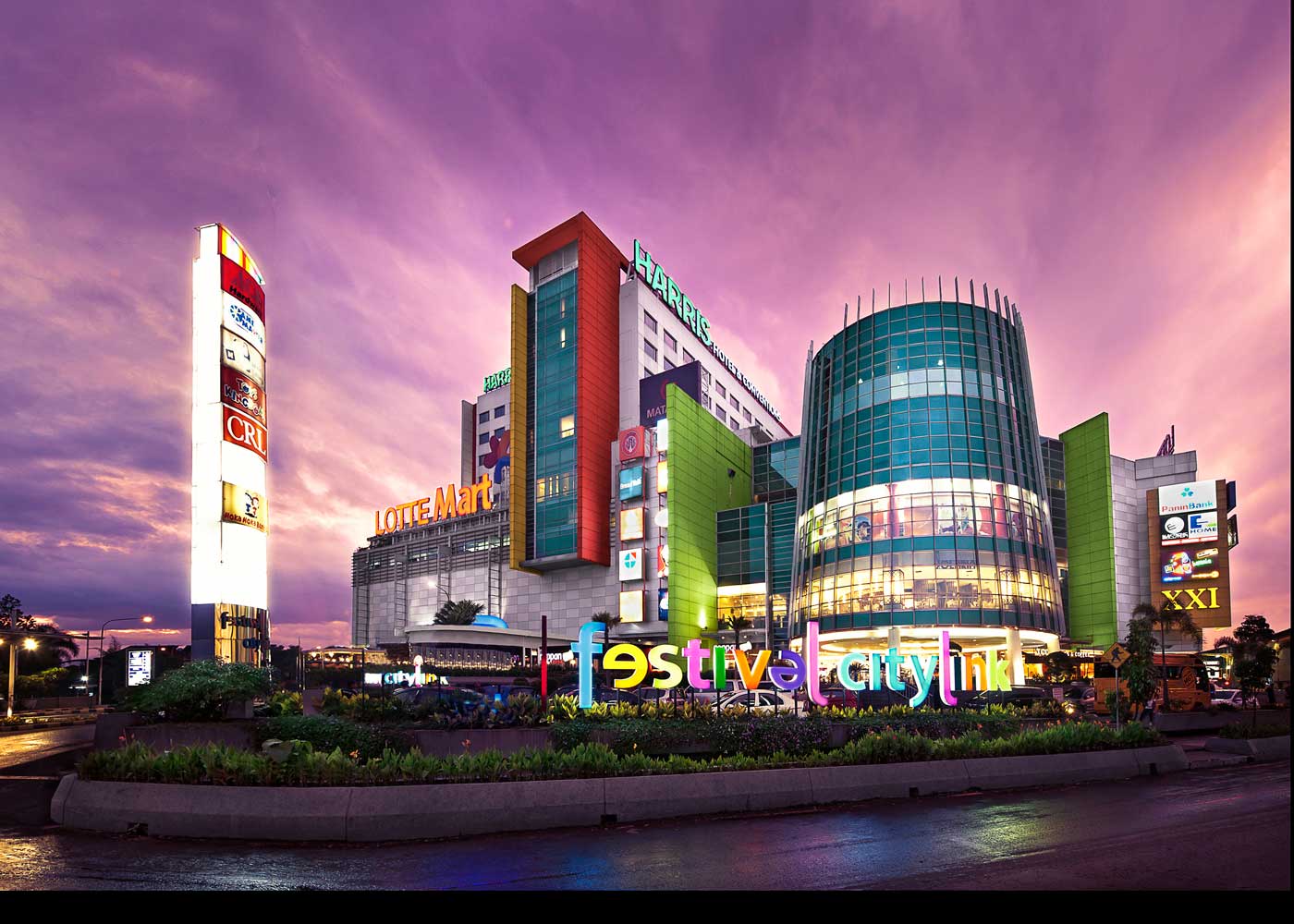Shopping District