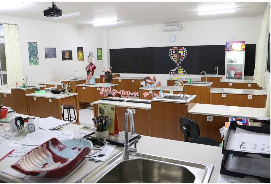 Advanced-Biology lab
